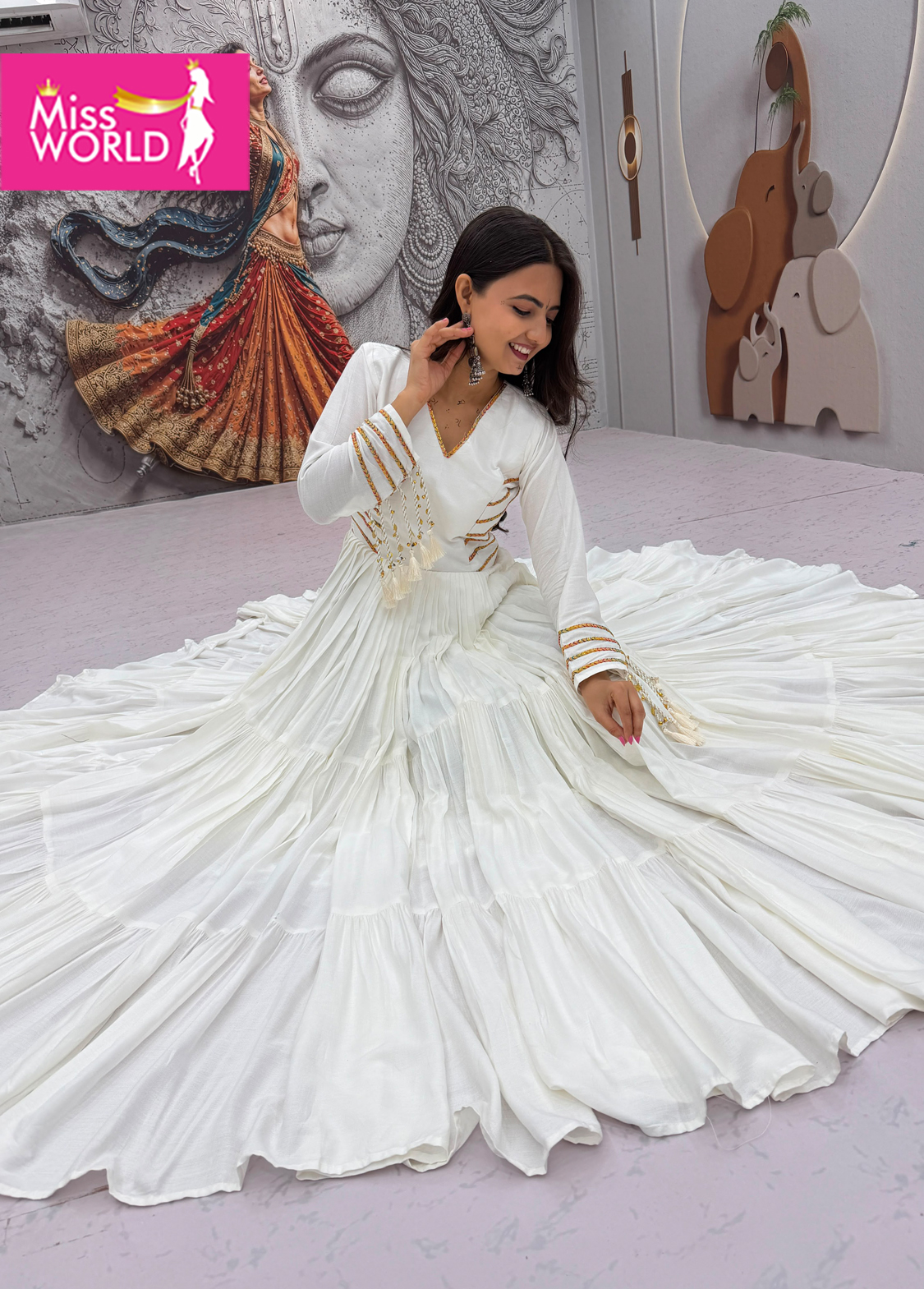 Anjani Special gown - Image 9