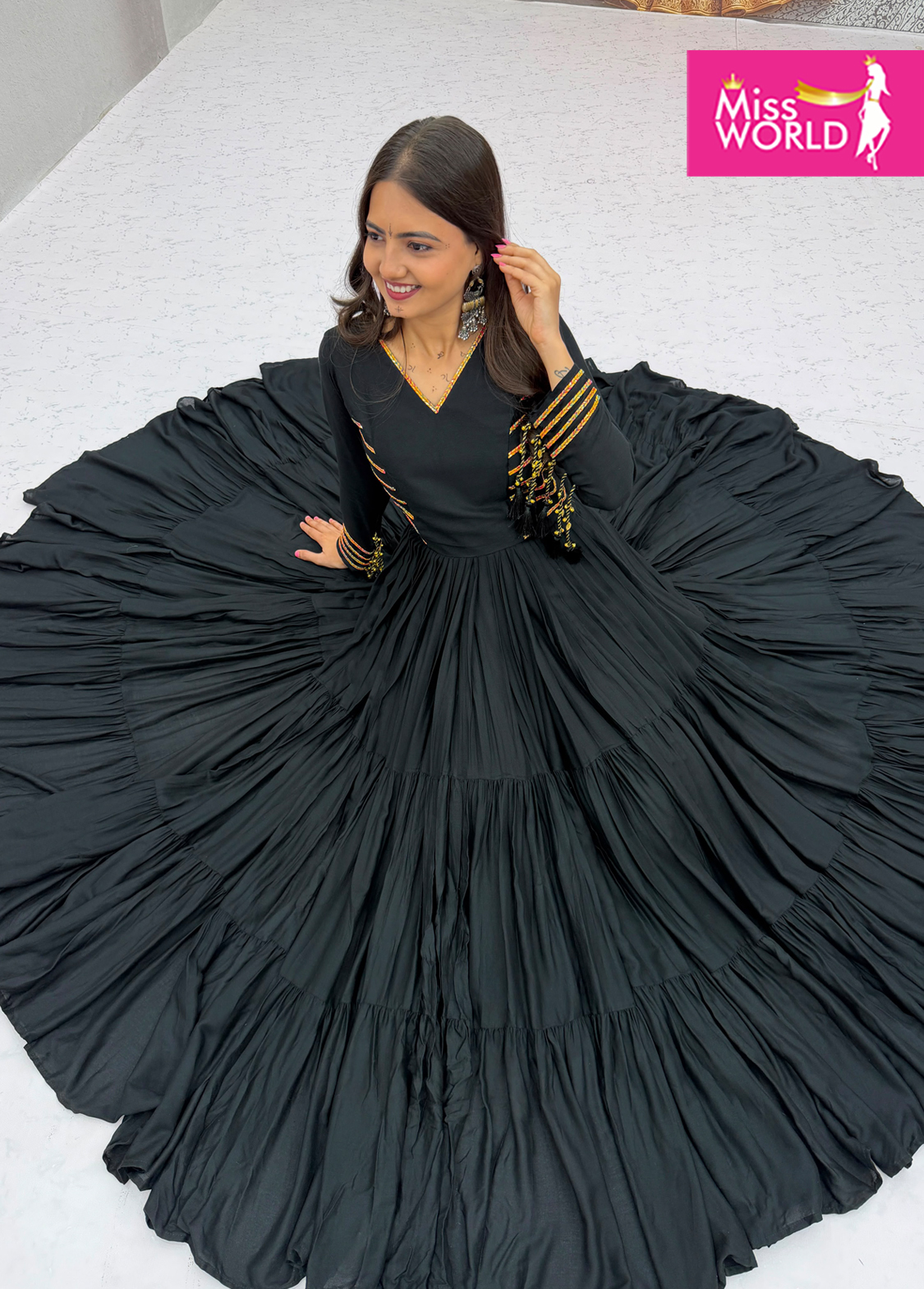 Anjani Special gown - Image 4